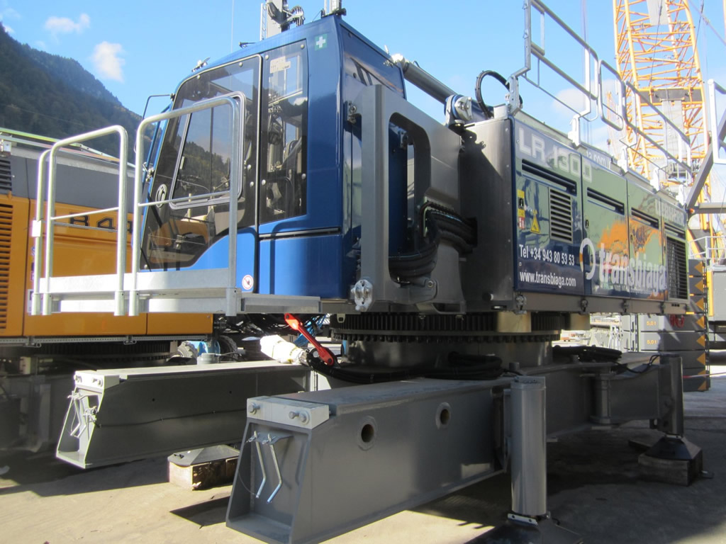 Nouvelle grue sur chenilles Liebherr LR1300